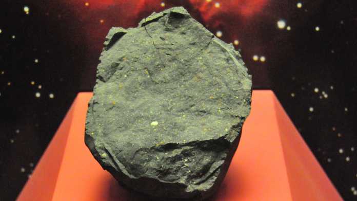 Wissenschaftler entdecken biologisch wichtigen Zucker in Meteoriten